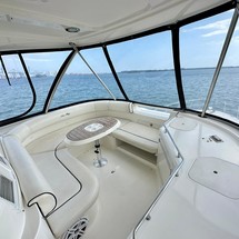 Sea Ray 580 Sedan Bridge