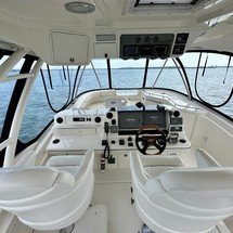 Sea Ray 580 Sedan Bridge