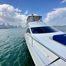 Sea Ray 580 Sedan Bridge
