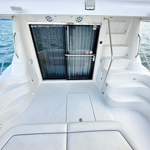 Sea Ray 580 Sedan Bridge