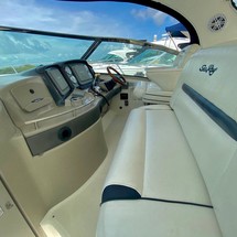 44 Sea Ray Sundancer