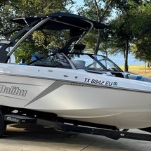 Malibu Wakesetter 23 LSV