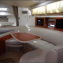Bayliner 305