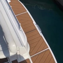 Bayliner 305
