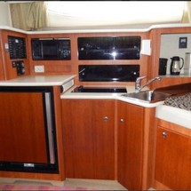 Bayliner 305