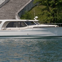 Greenline 33