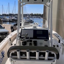Parker 2300 Big Bay