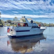 Motor yacht