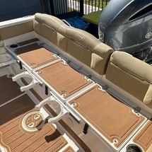 Sea Ray hunt ultra 211