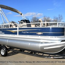 Sun Tracker Bass Buggy 18 DLX