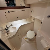 Grady-White Express 330