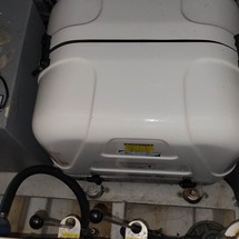 Grady-White Express 330