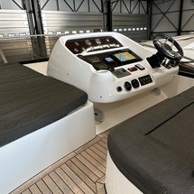 Sunseeker Manhattan 52