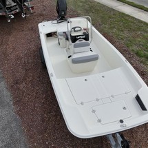 Mako Pro Skiff 15 CC