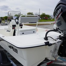 Mako Pro Skiff 17 CC