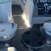 Hurricane 2200 sundeck