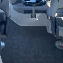 Hurricane 2200 sundeck