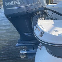 Hurricane 2200 sundeck