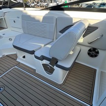 Sea Ray SPX 230