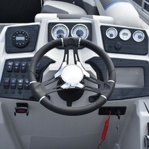 Sunchaser Boats Geneva Sport 24 LR DH Sport