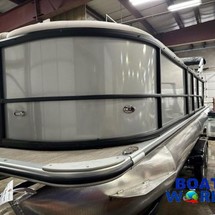 Premier Pontoons Navigator 220