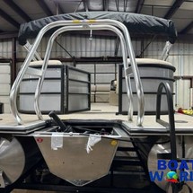 Premier Pontoons Navigator 220