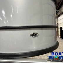Premier Pontoons Navigator 220