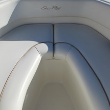 Sea ray 260 bow rider select