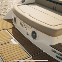 Sea Ray 230 SLX