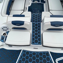 Chaparral 243 Vortex VRX