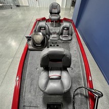 Tracker Pro Team 175 TXW