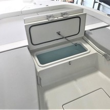 Ranger boats 2400 bay