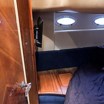 Azimut 46