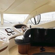 Azimut 46