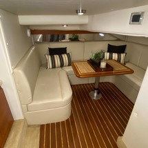 Rinker 370 EX