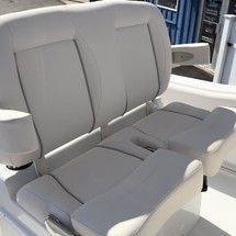 Sea Ray hunt ultra 211