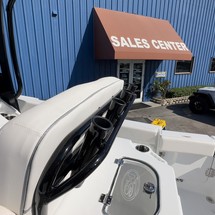 Sea Ray hunt ultra 211