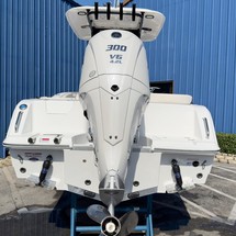 Sea Ray hunt ultra 211
