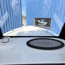 Sea Ray hunt ultra 211