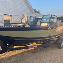 Alumacraft Competitor 205 CS