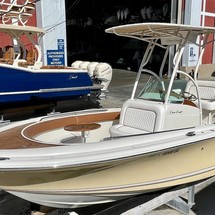 Chris-Craft Catalina 23