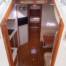 Mjm yachts 40z