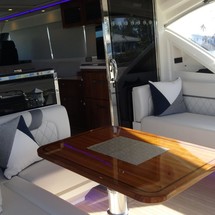 Riviera 6000 Sport Yacht