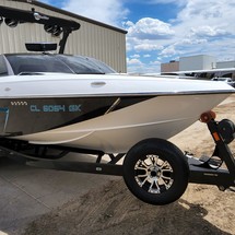 Malibu Wakesetter 23 LSV
