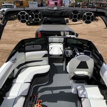 Malibu Wakesetter 23 LSV