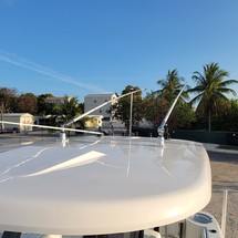Robalo centre console r272