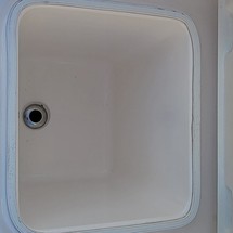 Robalo centre console r272
