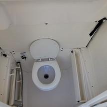 Robalo centre console r272