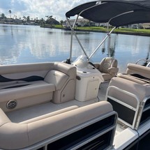 Hurricane fundeck 232