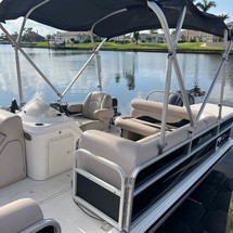 Hurricane fundeck 232